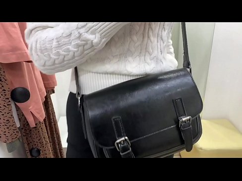 ❤️ Публична мастурбация на младата кучка FeralBerry с вибратор в стаята за обличане ️ Слуги в bg.kassa-standupbar.ru ❌